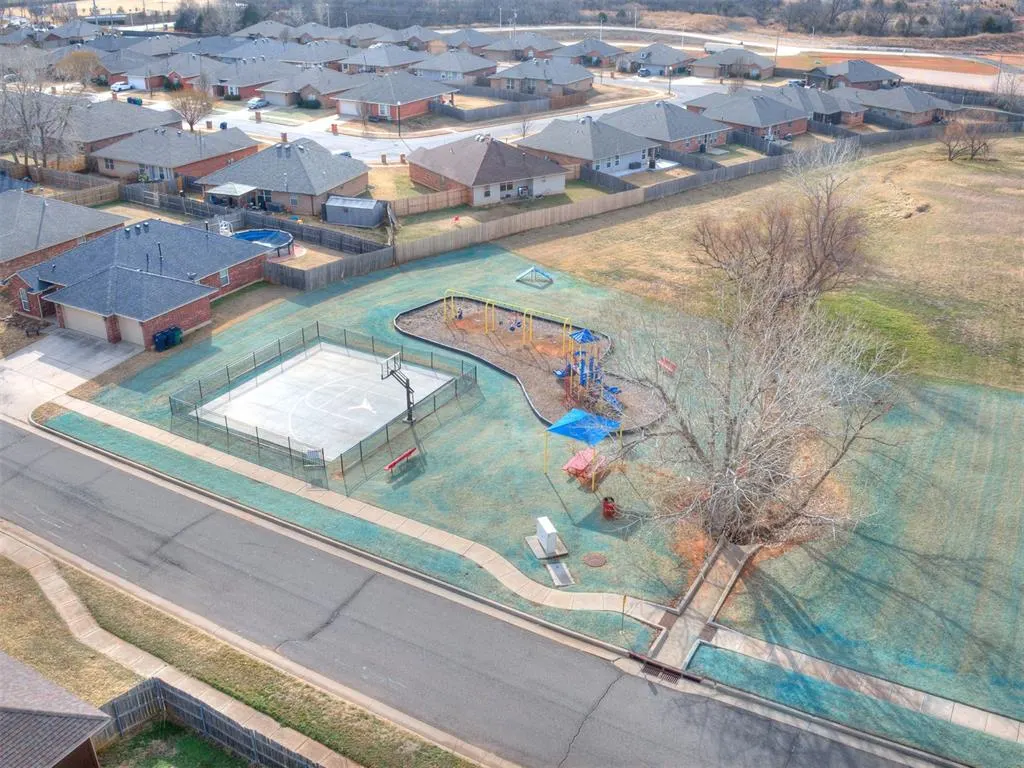 Photo 50 — 1613 NW 125th Street, Oklahoma City, OK 73120