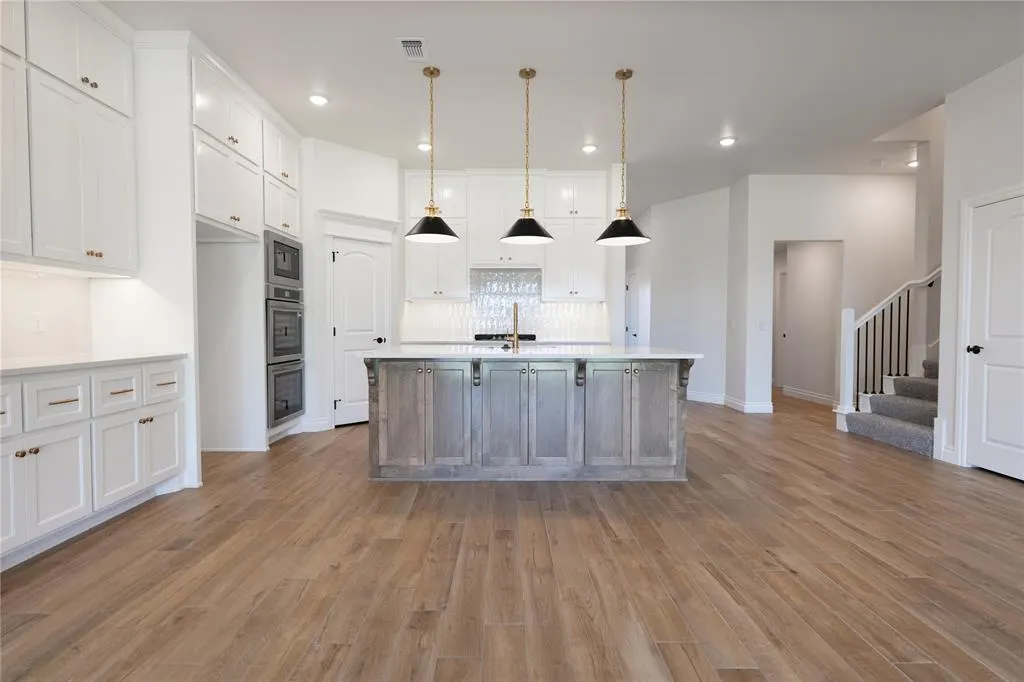 Photo 3 — 8408 NW 154th Court, Edmond, OK 73013