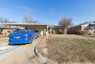 Sold home at 809 SE 71st Street