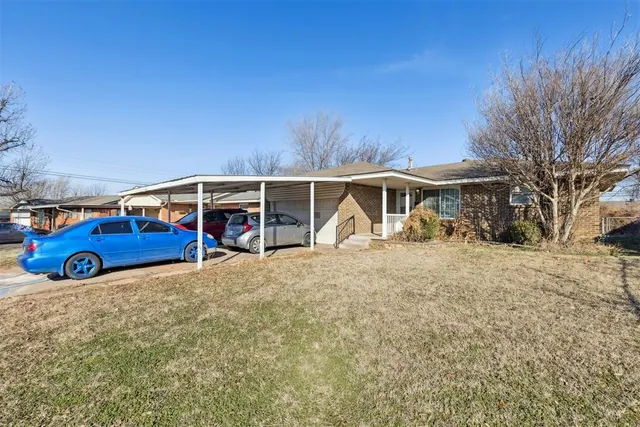 Photo 2 — 809 SE 71st Street, Oklahoma City, OK 73149