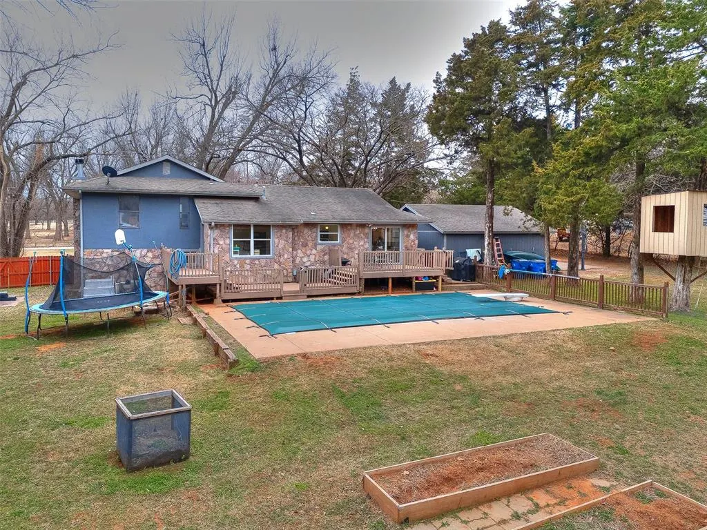 Photo 45 — 324 W Seward Road, Guthrie, OK 73044