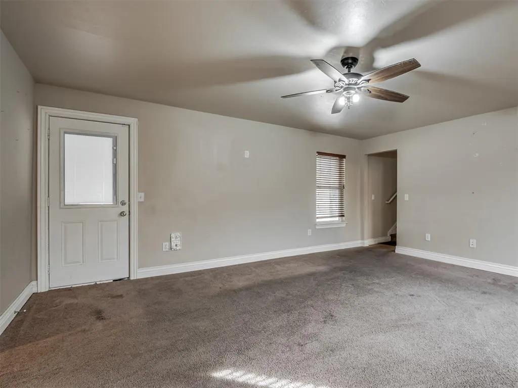 Photo 10 — 727 S 16th Street, Chickasha, OK 73018