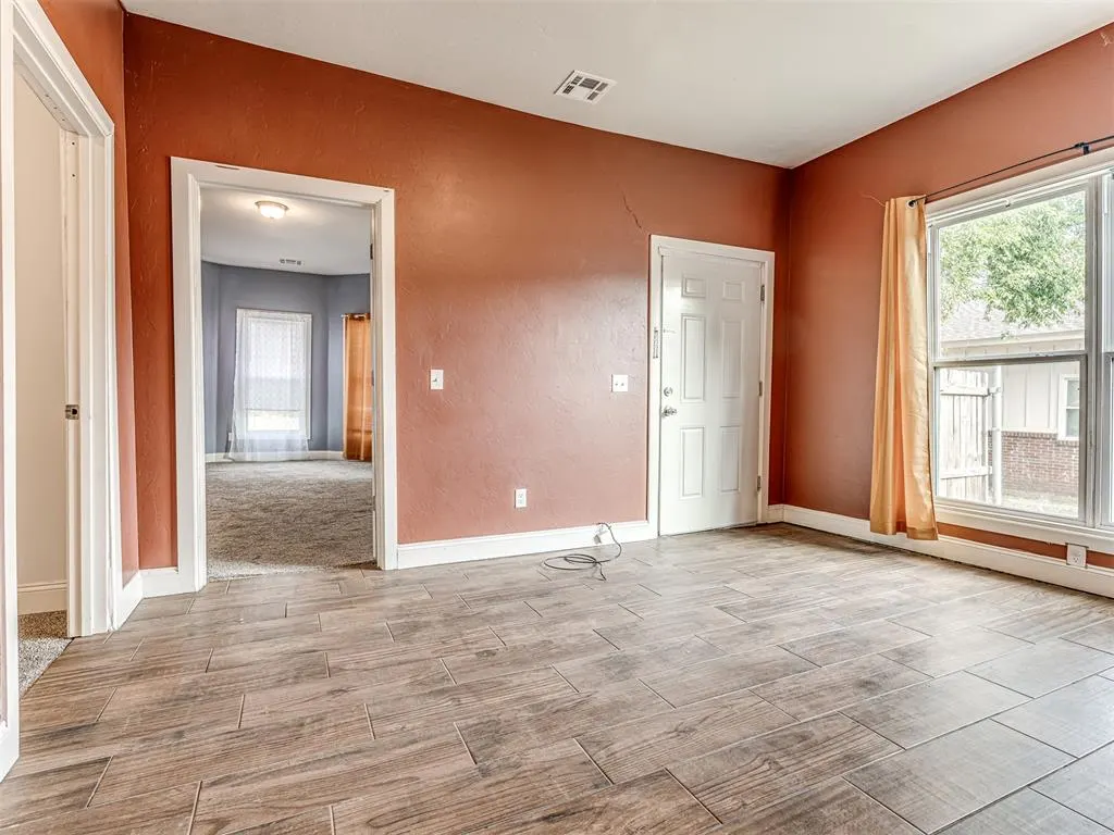 Photo 6 — 710 N Tucker Avenue, Shawnee, OK 74801