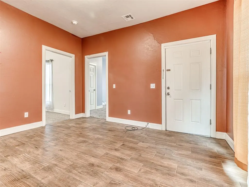 Photo 10 — 710 N Tucker Avenue, Shawnee, OK 74801