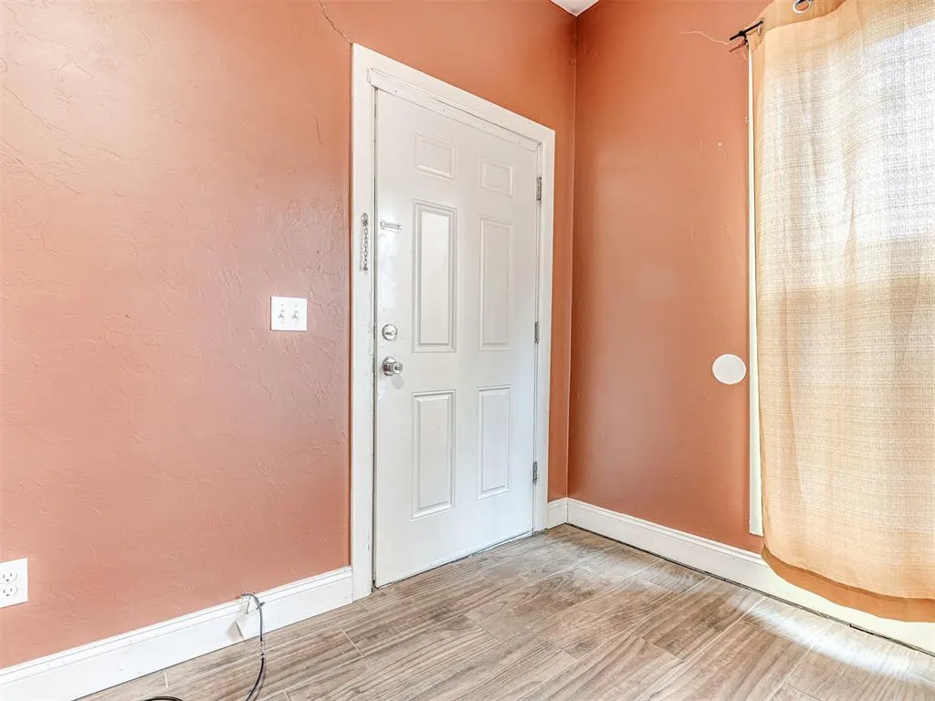 Photo 11 — 710 N Tucker Avenue, Shawnee, OK 74801