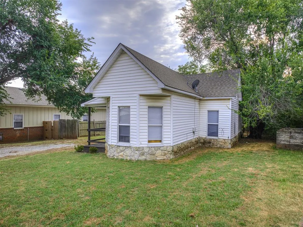 Photo 43 — 710 N Tucker Avenue, Shawnee, OK 74801