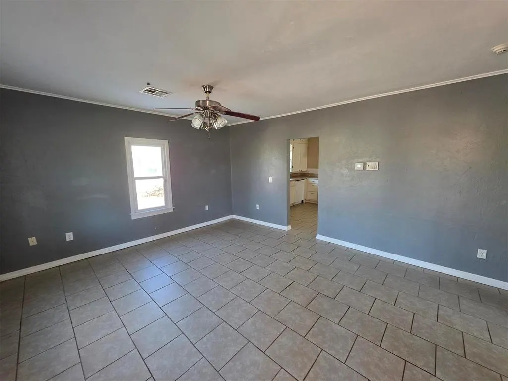 Photo 5 — 1517 N Park Avenue, Shawnee, OK 74804