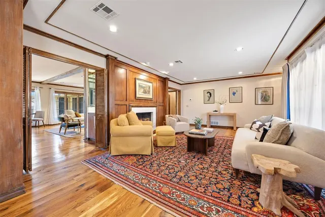 Photo 8 — 6409 N Hillcrest Avenue, Nichols Hills, OK 73116