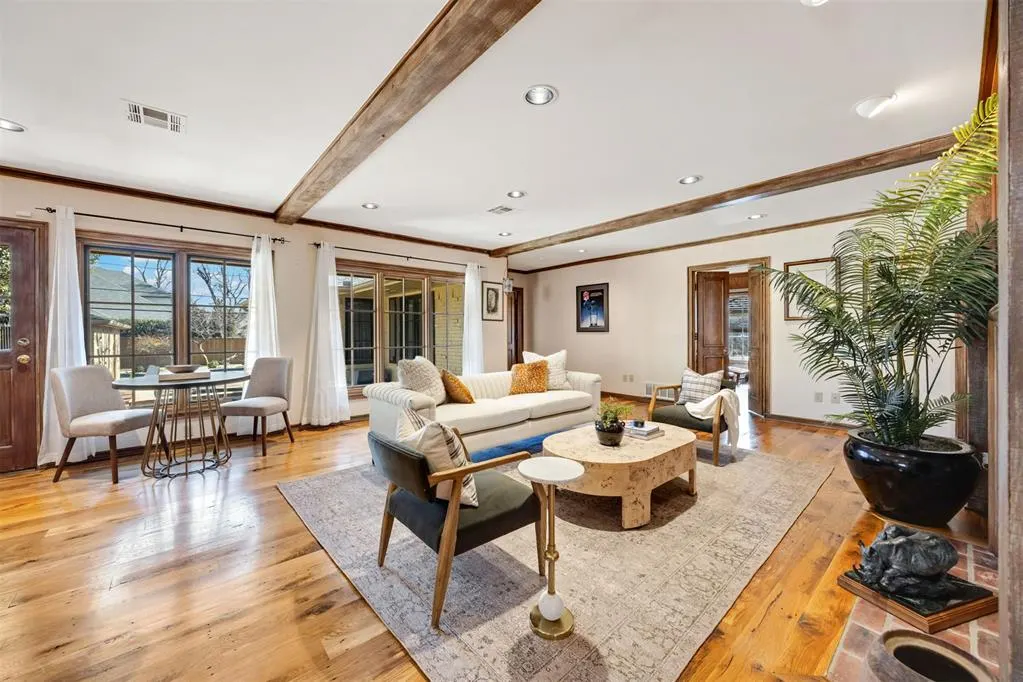 Photo 17 — 6409 N Hillcrest Avenue, Nichols Hills, OK 73116