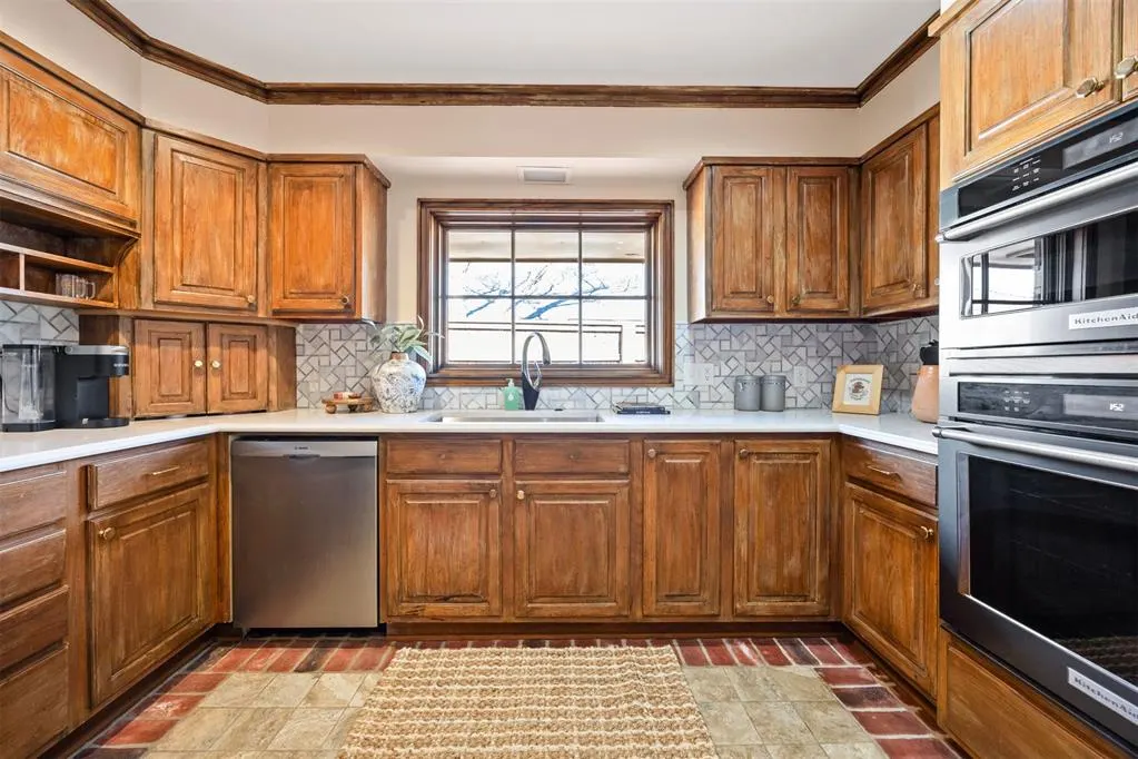 Photo 24 — 6409 N Hillcrest Avenue, Nichols Hills, OK 73116