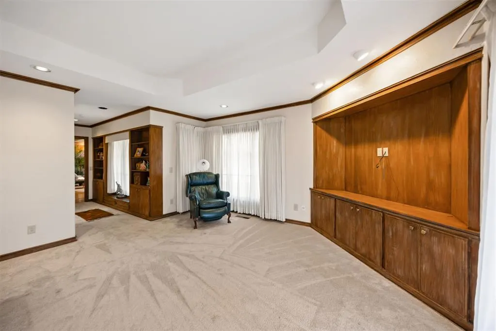 Photo 36 — 6409 N Hillcrest Avenue, Nichols Hills, OK 73116