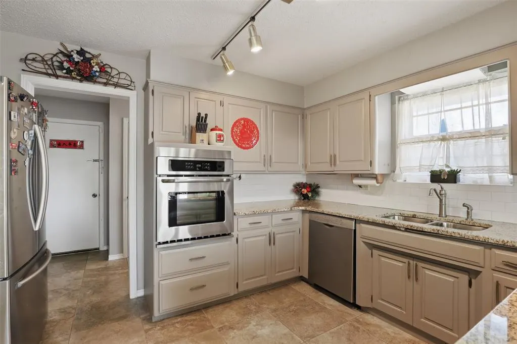 Photo 9 — 3628 NW 71st Street, Oklahoma City, OK 73116