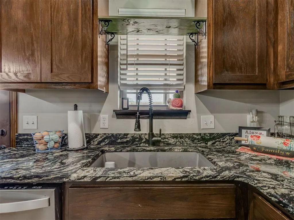 Photo 15 — 2209 County Street 2976 Street 2976, Blanchard, OK 73010