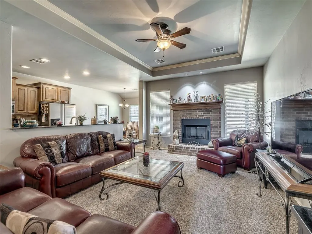 Photo 7 — 875 Cottonwood Court, Guthrie, OK 73044