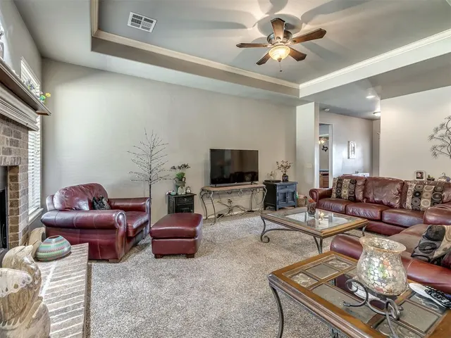 Photo 8 — 875 Cottonwood Court, Guthrie, OK 73044