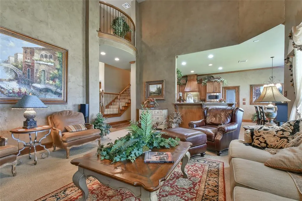 Photo 17 — 10700 Olde Tuscany Road, Oklahoma City, OK 73173