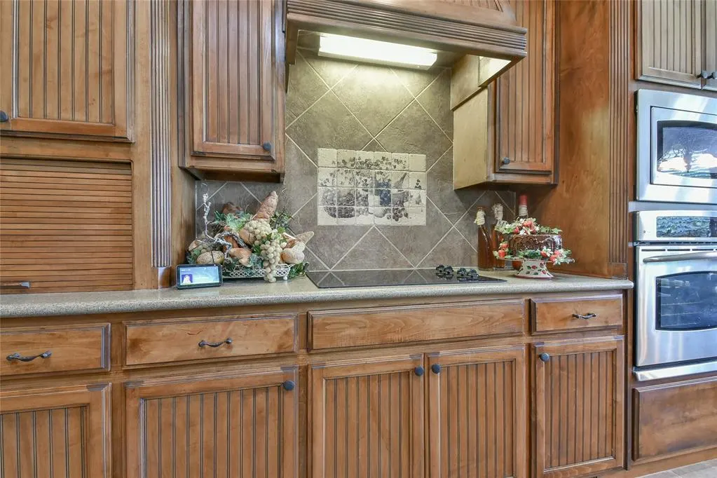Photo 20 — 10700 Olde Tuscany Road, Oklahoma City, OK 73173