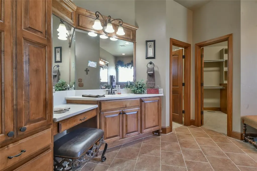 Photo 28 — 10700 Olde Tuscany Road, Oklahoma City, OK 73173