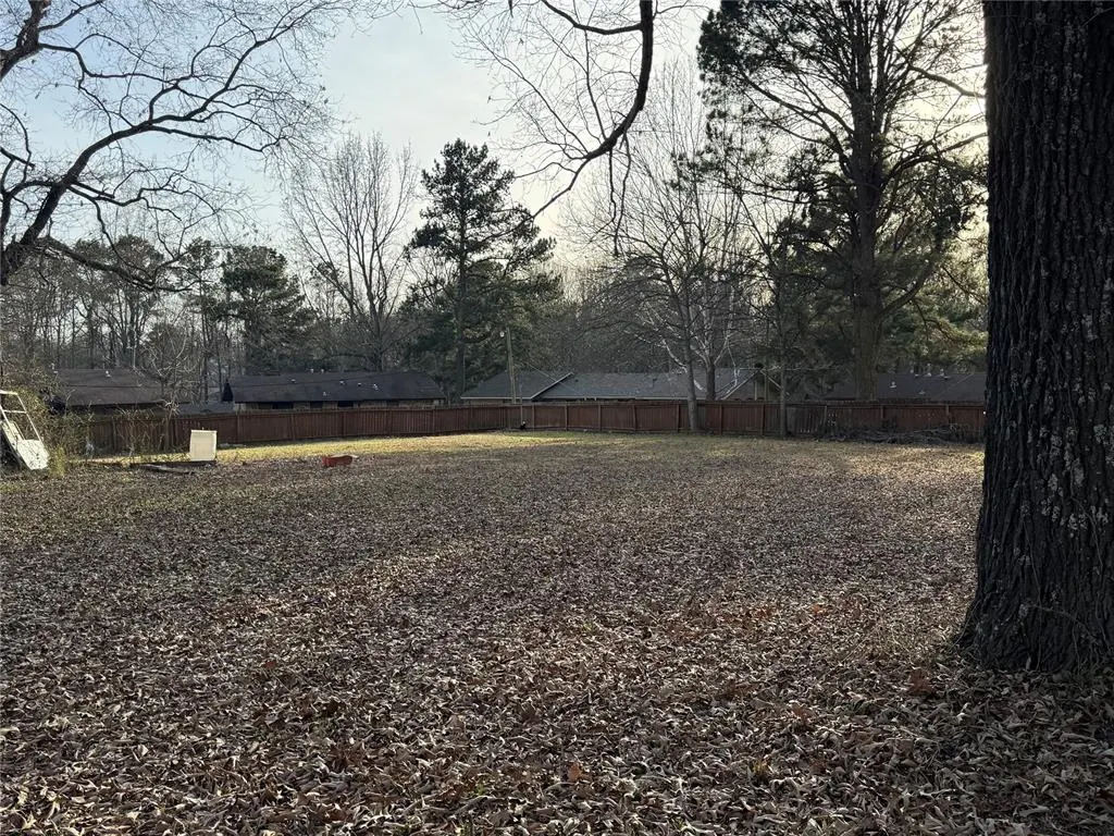 Photo 4 — 610 E 7th Street, Broken Bow, OK 74728