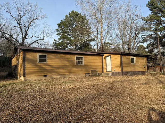 Photo 5 — 610 E 7th Street, Broken Bow, OK 74728