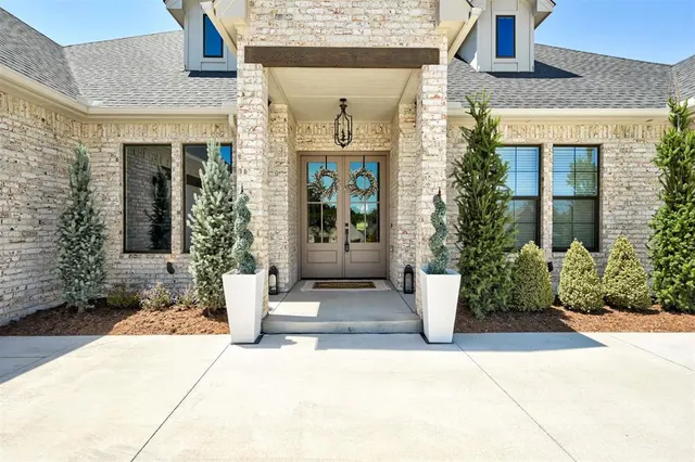 Photo 5 — 8111 Goldfinch Drive, Guthrie, OK 73044