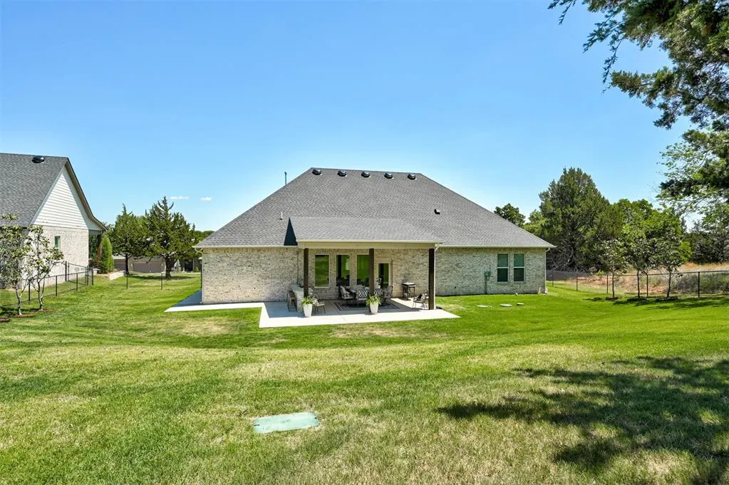 Photo 40 — 8111 Goldfinch Drive, Guthrie, OK 73044