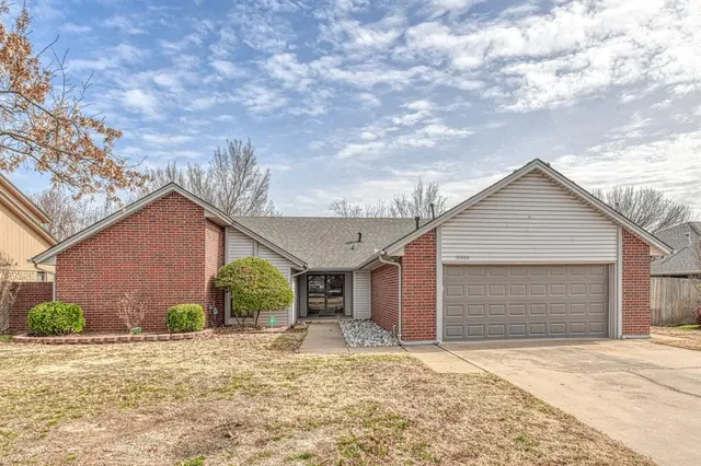 Front exterior — 10400 Kingsgate Drive, Oklahoma City, OK 73159
