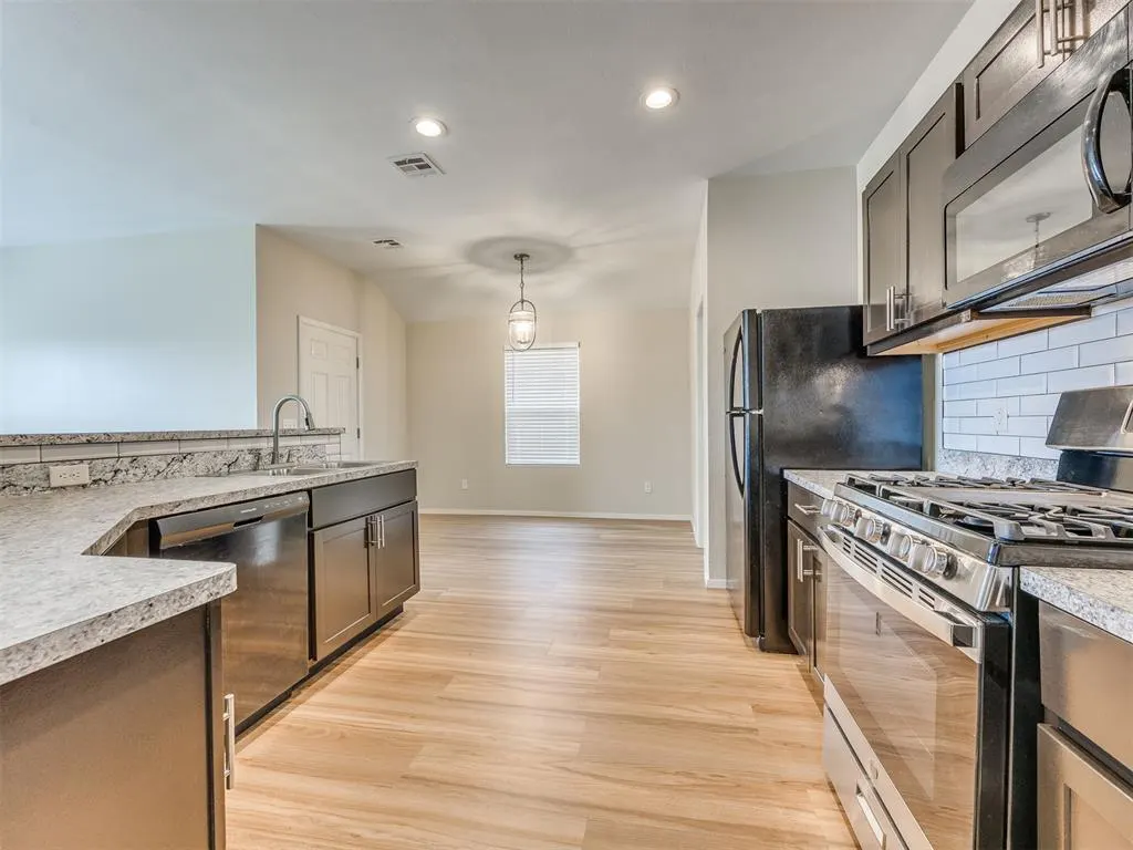 Photo 4 — 9128 SW 56th Street, Oklahoma City, OK 73179