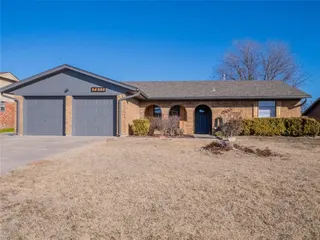 Sold home at 7823 NW Morrocco Drive