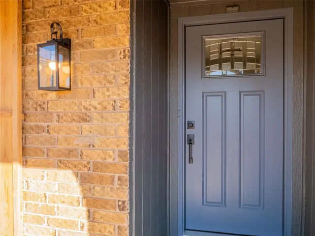 Photo 2 — 7823 NW Morrocco Drive, Lawton, OK 73505
