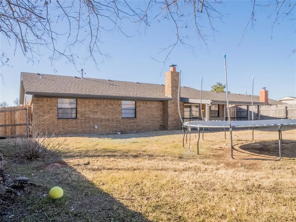 Photo 32 — 7823 NW Morrocco Drive, Lawton, OK 73505
