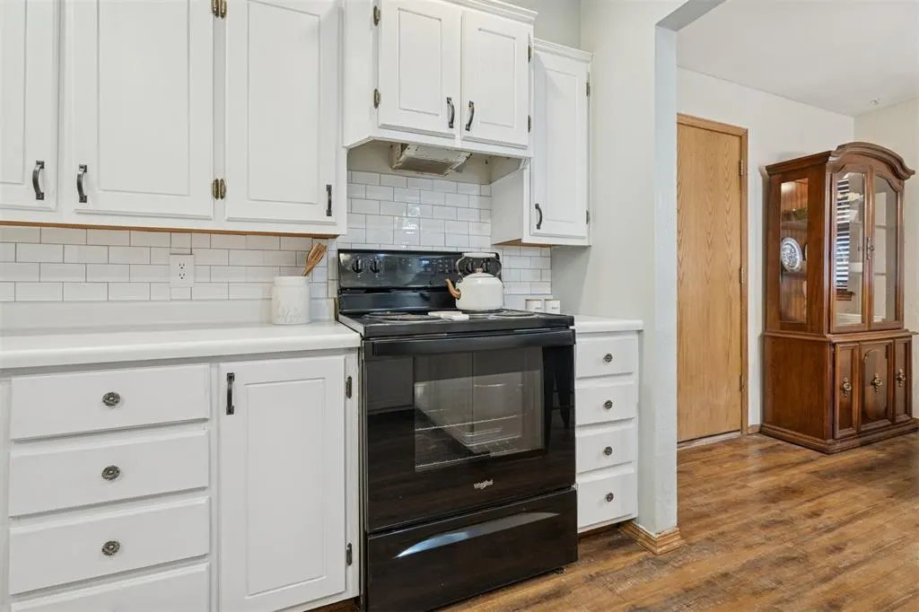 Photo 8 — 4405 NW 56th Terrace, Oklahoma City, OK 73112