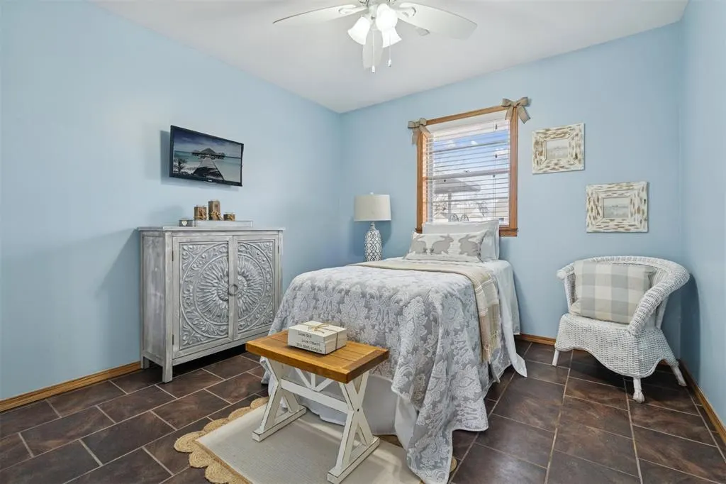 Photo 14 — 4405 NW 56th Terrace, Oklahoma City, OK 73112