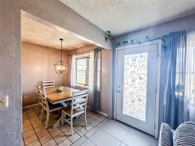 Photo 8 — 705 S 28th Street, Clinton, OK 73601
