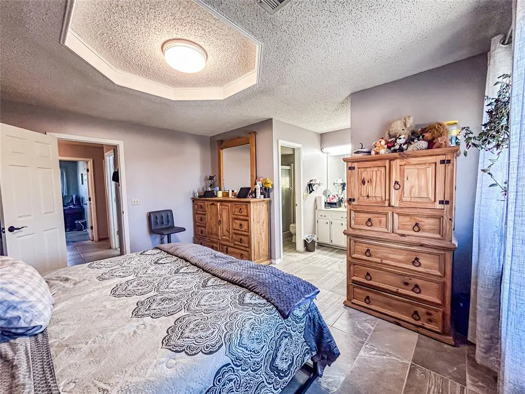 Photo 19 — 705 S 28th Street, Clinton, OK 73601