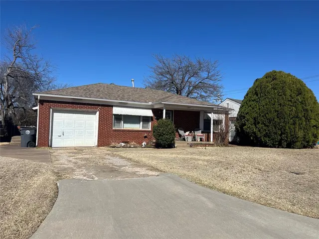 Photo 2 — 1703 Brighton Avenue, Oklahoma City, OK 73120