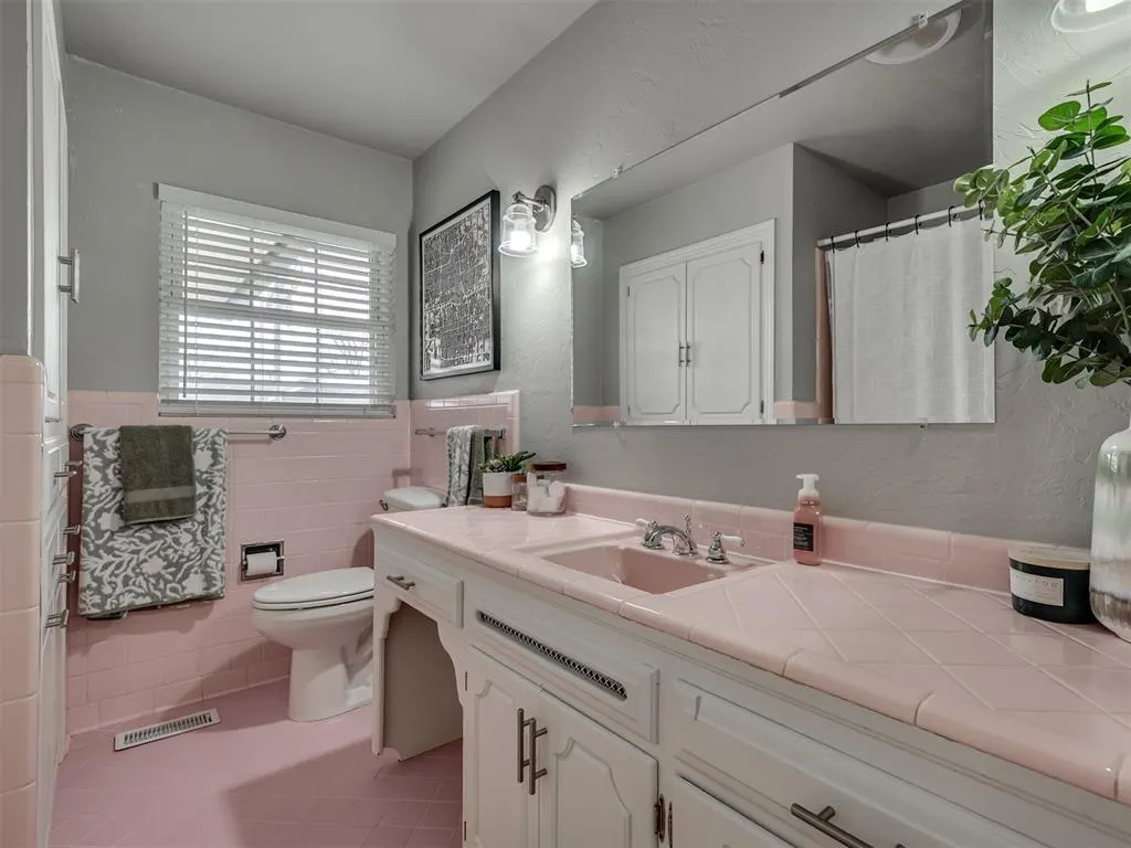 Photo 18 — 2701 NW 56th Street, Oklahoma City, OK 73112