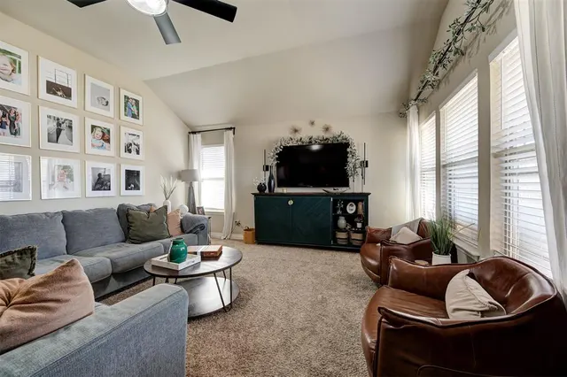 Photo 4 — 9541 SW 27th Street, Oklahoma City, OK 73128