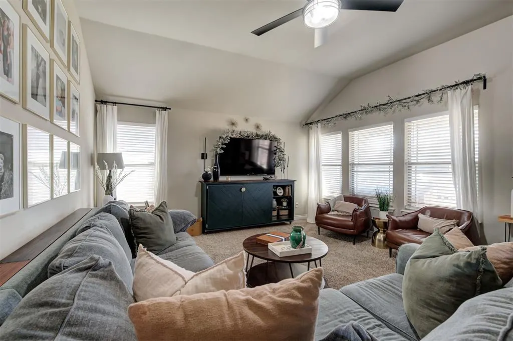 Photo 7 — 9541 SW 27th Street, Oklahoma City, OK 73128