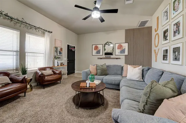 Photo 8 — 9541 SW 27th Street, Oklahoma City, OK 73128