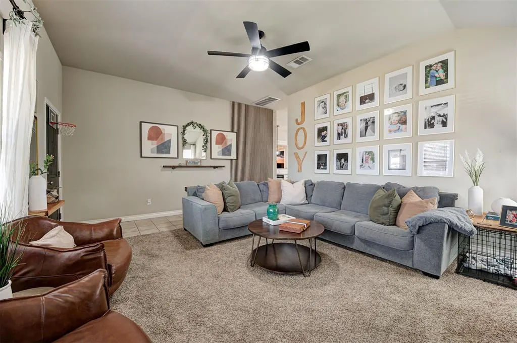 Photo 9 — 9541 SW 27th Street, Oklahoma City, OK 73128