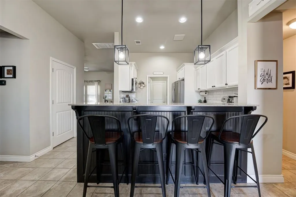 Photo 13 — 9541 SW 27th Street, Oklahoma City, OK 73128