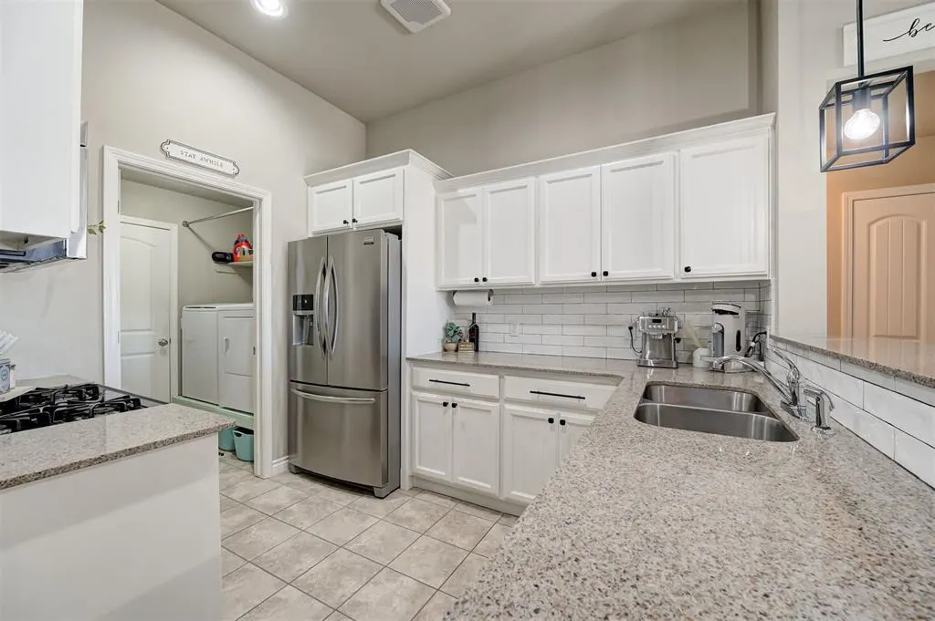 Photo 14 — 9541 SW 27th Street, Oklahoma City, OK 73128