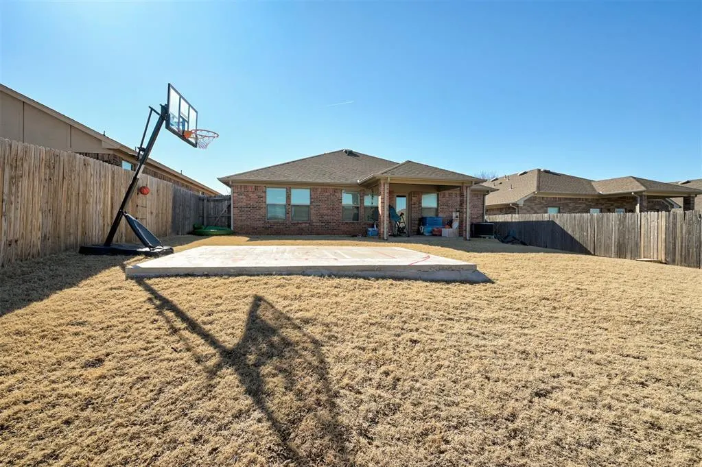 Photo 36 — 9541 SW 27th Street, Oklahoma City, OK 73128
