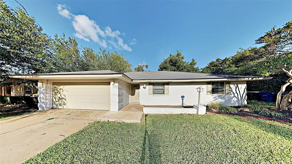 Front exterior — 9816 LANCET Lane, The Village, OK 73120