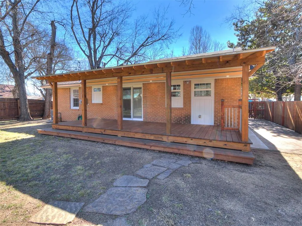 Photo 32 — 1021 W Apache Street, Norman, OK 73069