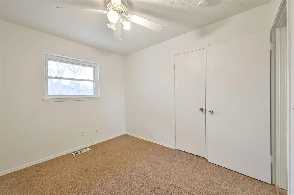 Photo 32 — 421 Meadow Lake Drive, Edmond, OK 73003
