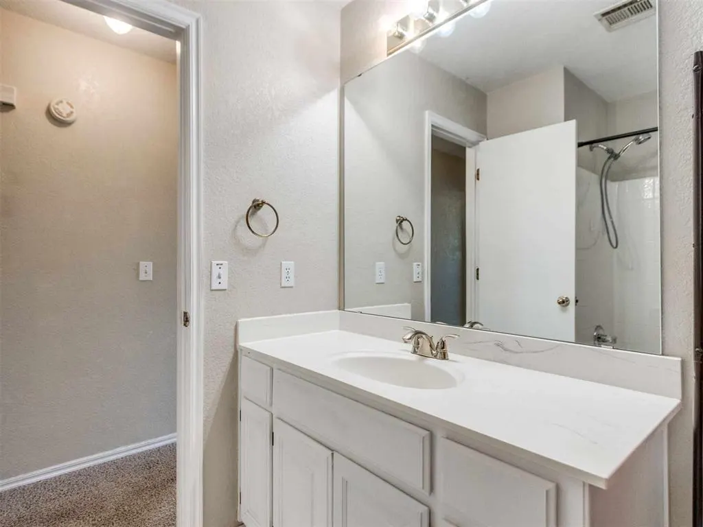 Photo 31 — 15113 Stone Meadows Drive, Oklahoma City, OK 73170