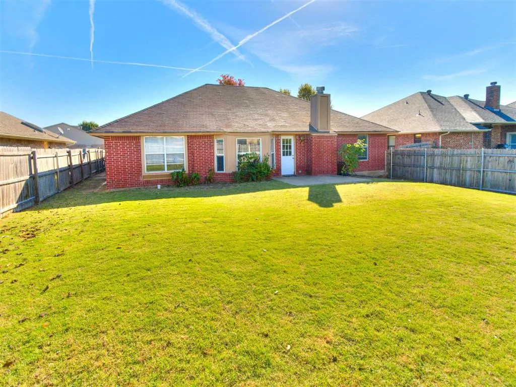Photo 33 — 15113 Stone Meadows Drive, Oklahoma City, OK 73170