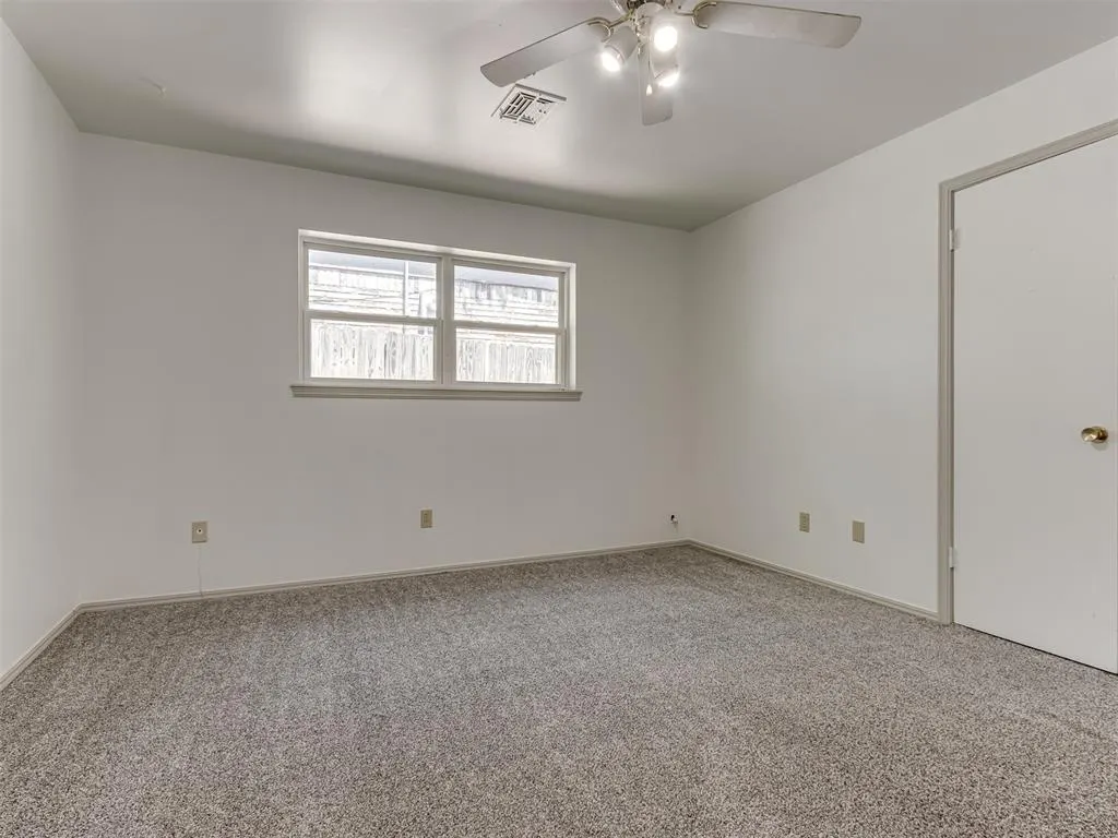 Photo 22 — 616 Whispering Oak Road, Oklahoma City, OK 73127